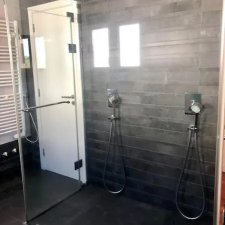 ávilla. Luxo E Charme. * Cascaes