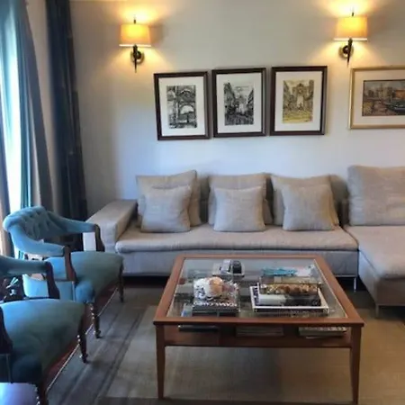 ávilla. Luxo E Charme.